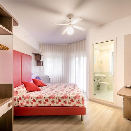 Hotel All'Orologio 3 Stelle Superior Caorle Eksteriør bilde
