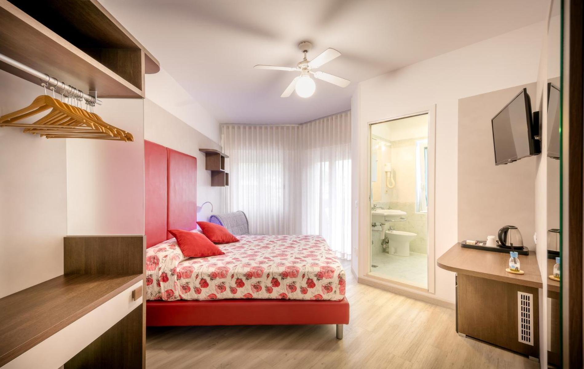 Hotel All'Orologio 3 Stelle Superior Caorle Eksteriør bilde