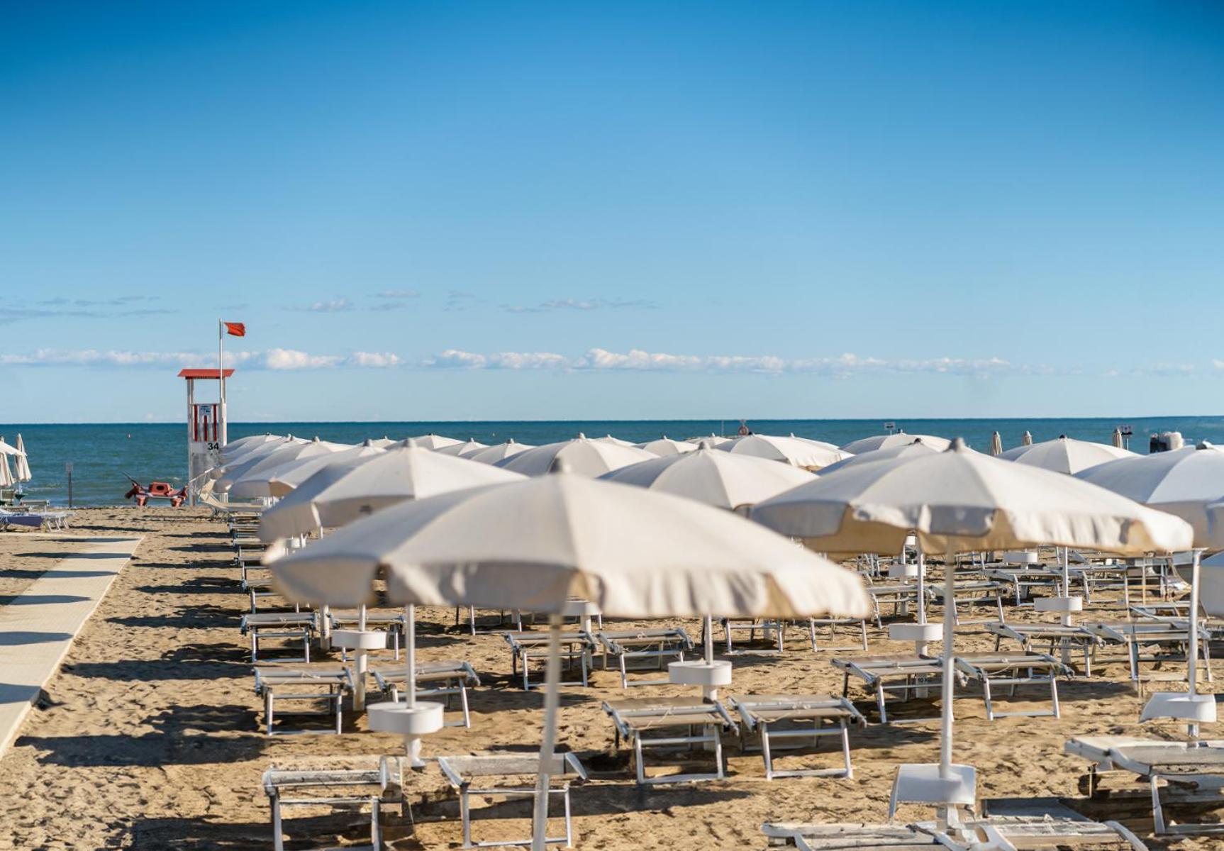 Hotel All'Orologio 3 Stelle Superior Caorle Eksteriør bilde