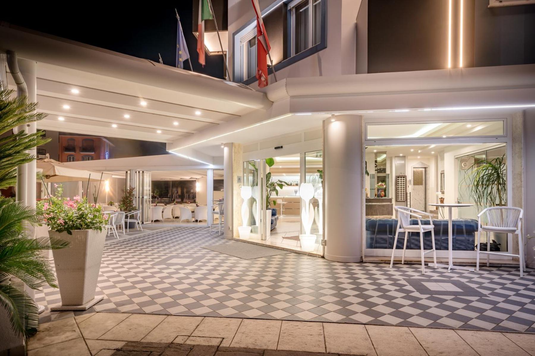 Hotel All'Orologio 3 Stelle Superior Caorle Eksteriør bilde